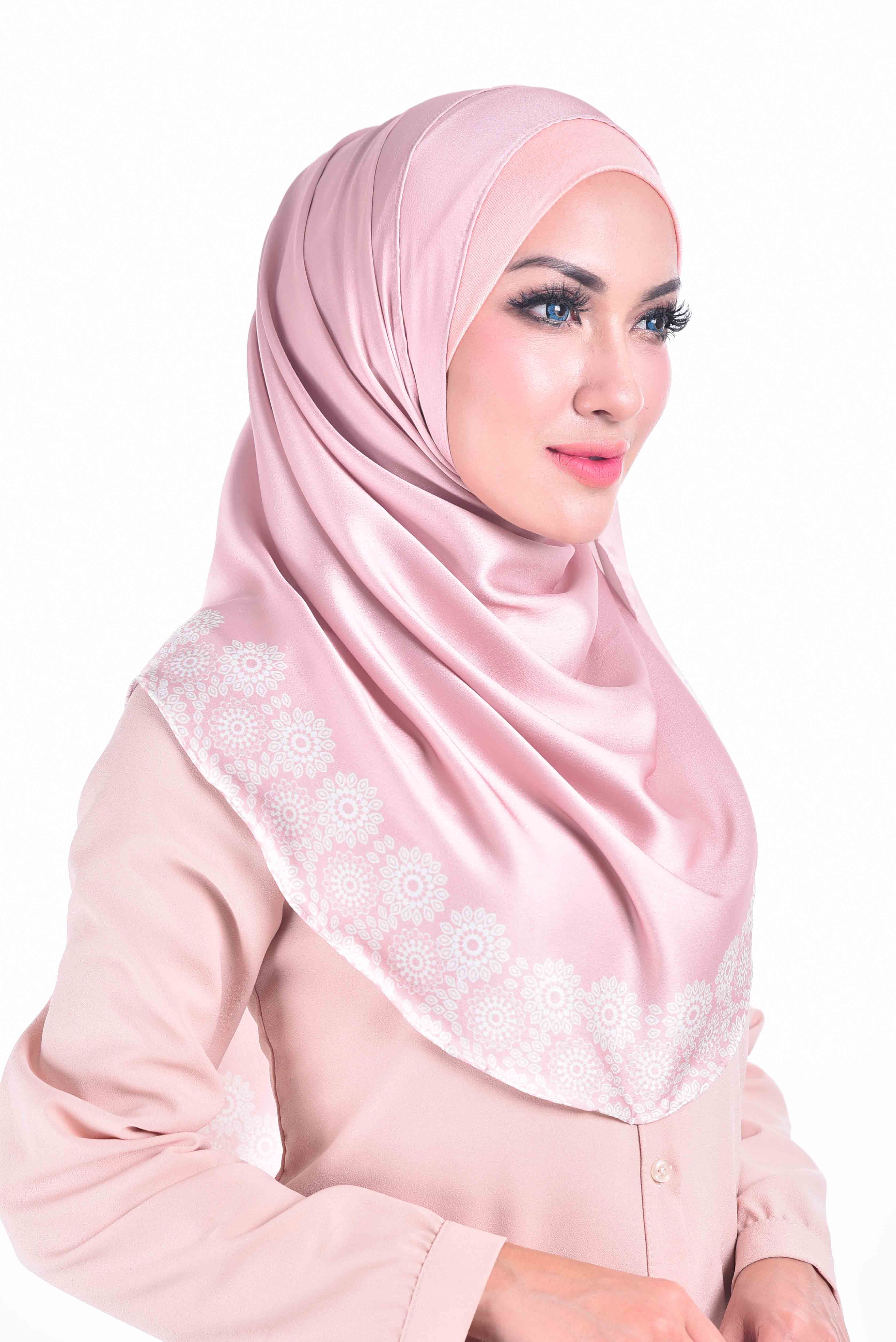 ALAAINA INSTANT SHAWL