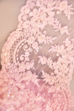 BORDER LACE BEADED